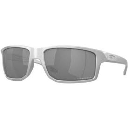 Oakley Gibston